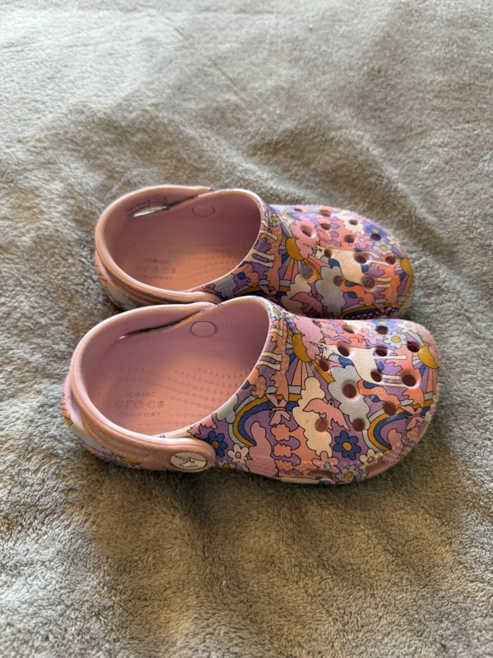 Crocs Classic Rainbow Unicorn Graphic Clog Kids C10 Pink